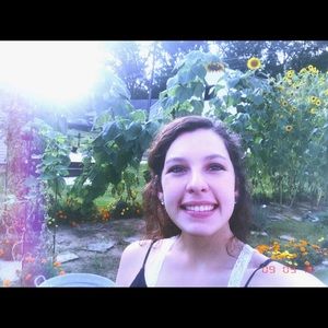 Meet your Posher, Briana